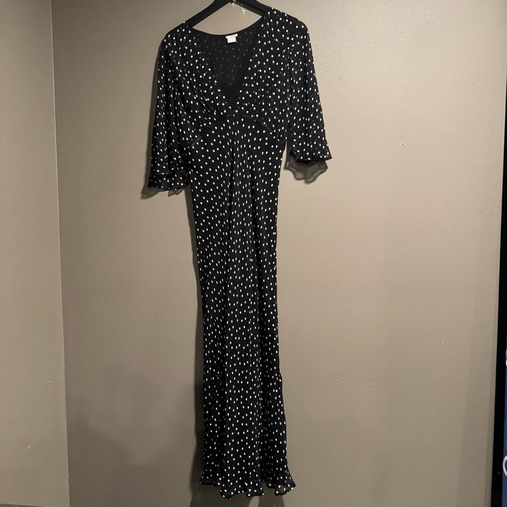Black and White V neck Polka Dot Maxi Dress Size Medium